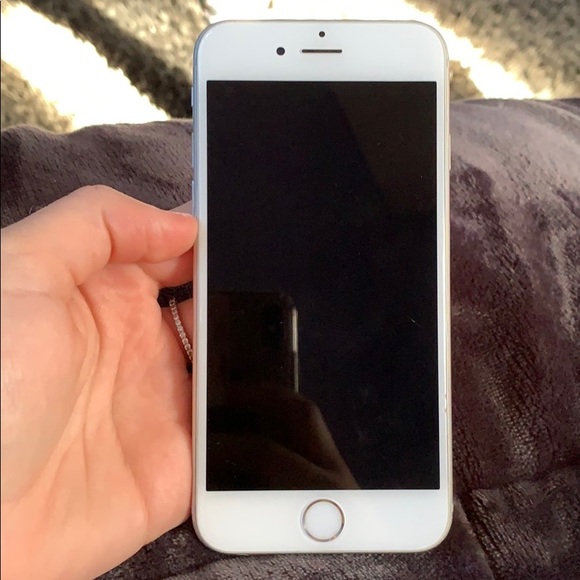 iphone 6 - Picture 1 of 2